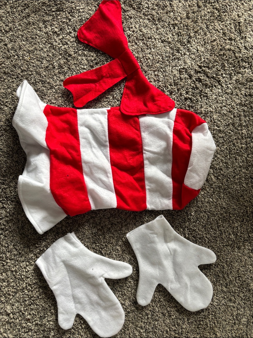 Cat in Hat Red and White Striped Kids Costume Hat, Mitts and Tie